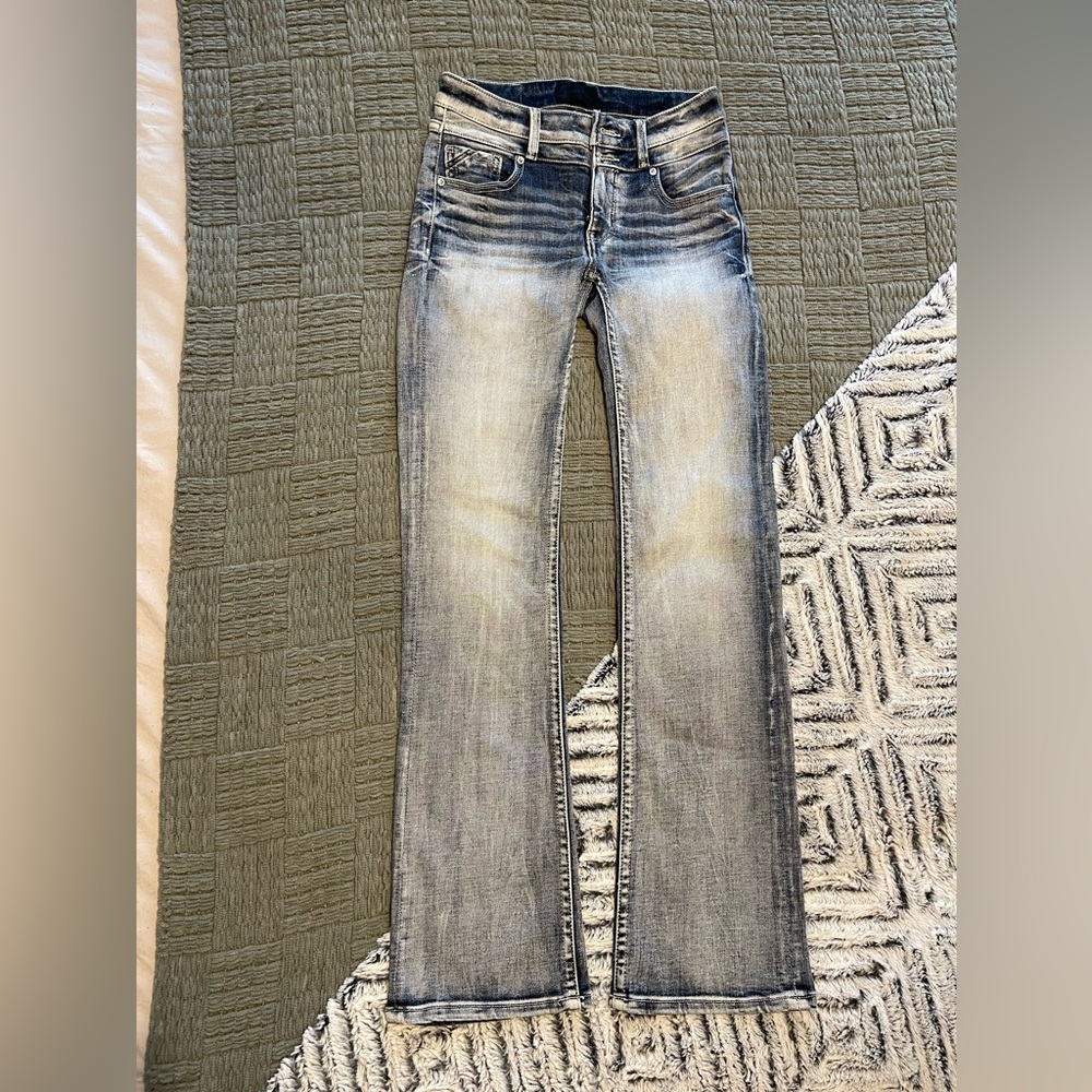 Buckle Black Fit No.53 mid rise bootcut jeans